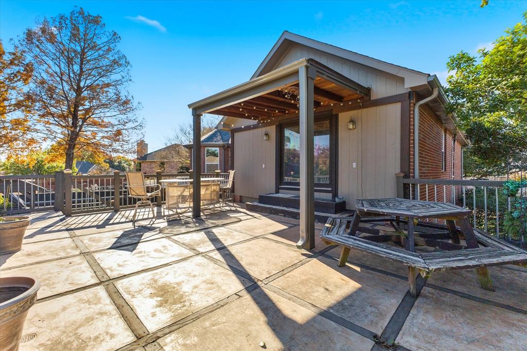 7410 Arborside Drive Rowlett, TX 75089 - Photo 36 of 39 Upstairs balcony is perfect for outdoor entertaining