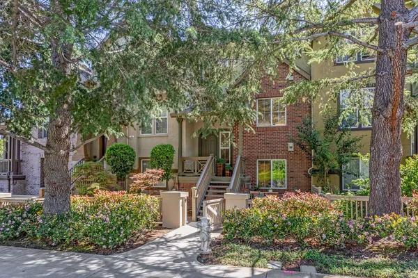 $1,448,000 | 30 Royal Oak Court, Mountain View, CA 94040