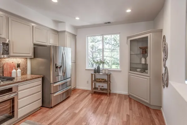 $1,448,000 | 30 Royal Oak Court, Mountain View, CA 94040