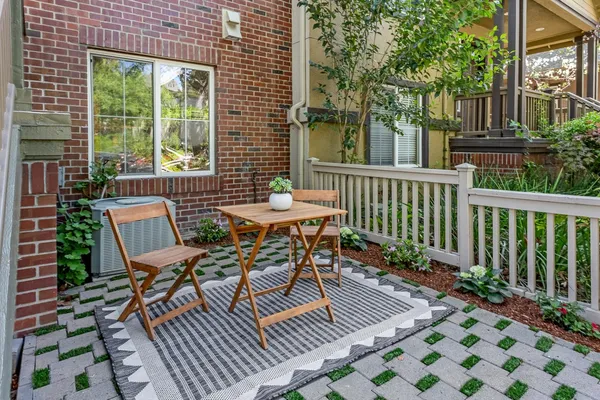 $1,448,000 | 30 Royal Oak Court, Mountain View, CA 94040