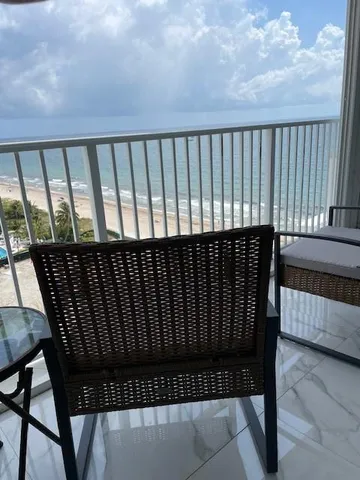 $886,000 | 1360 South Ocean Boulevard, Unit 1407, Pompano Beach, FL 33062