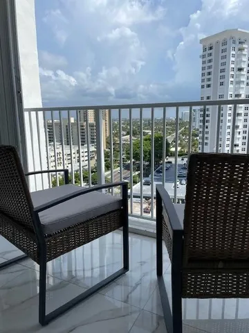 $886,000 | 1360 South Ocean Boulevard, Unit 1407, Pompano Beach, FL 33062