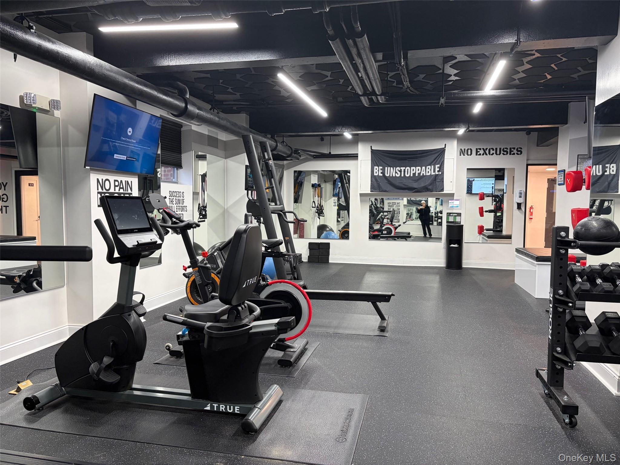 210 Pelham Road, Unit 5L New Rochelle, NY 10805 - Photo 11 of 18