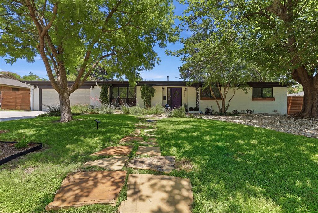 3817 Springbranch Drive Benbrook, TX 76116 - Photo 1 of 31 Welcome to 3817 Springbranch Dr!