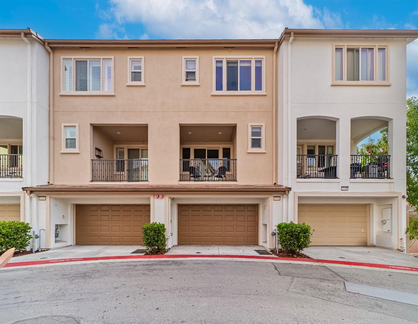 2753 Ferrara Circle San Jose, CA 95111 - Photo 33 of 46 a house view with outdoor space