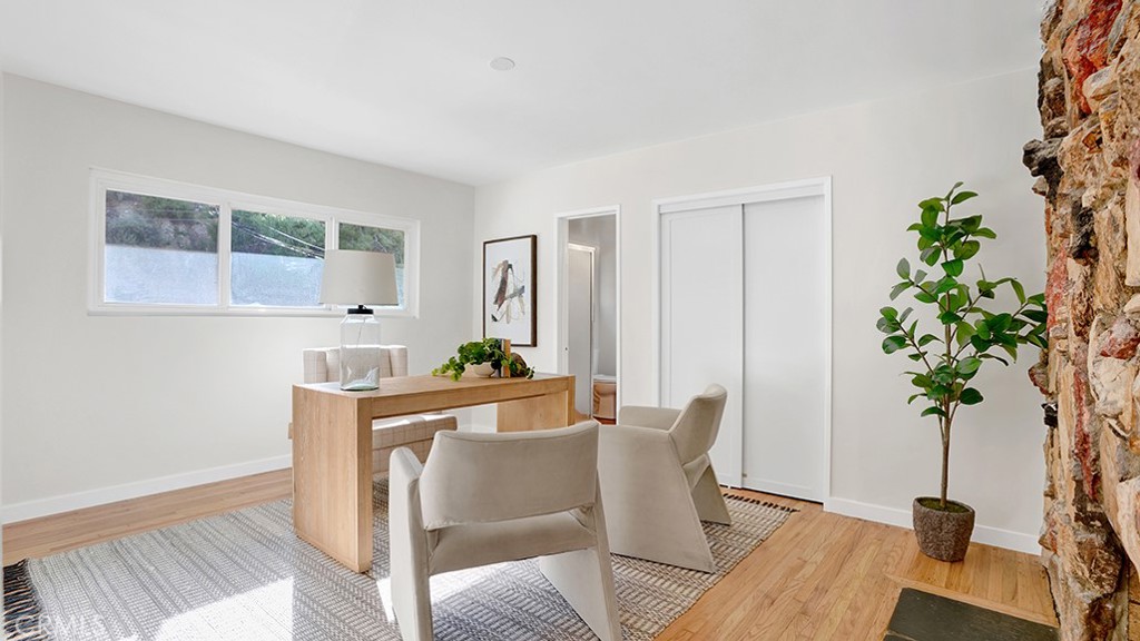 5537 Stardust Road La Canada Flintridge, CA 91011 - Photo 13 of 28