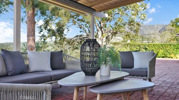 $1,898,000 | 5537 Stardust Road, La Canada Flintridge, CA 91011
