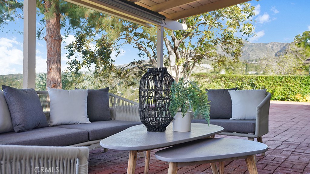 5537 Stardust Road La Canada Flintridge, CA 91011 - Photo 23 of 28