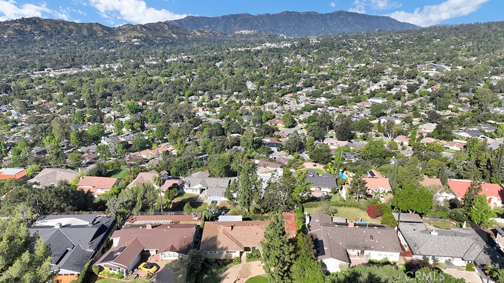 5537 Stardust Road La Canada Flintridge, CA 91011 - Photo 27 of 28