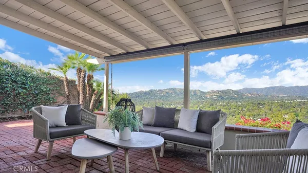 $1,898,000 | 5537 Stardust Road, La Canada Flintridge, CA 91011