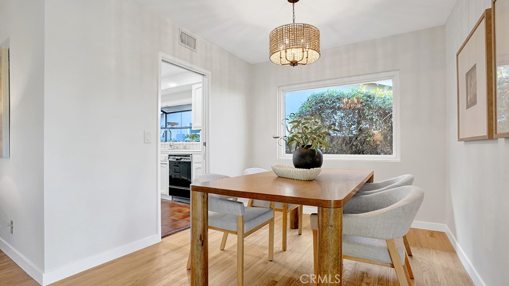 5537 Stardust Road La Canada Flintridge, CA 91011 - Photo 8 of 28