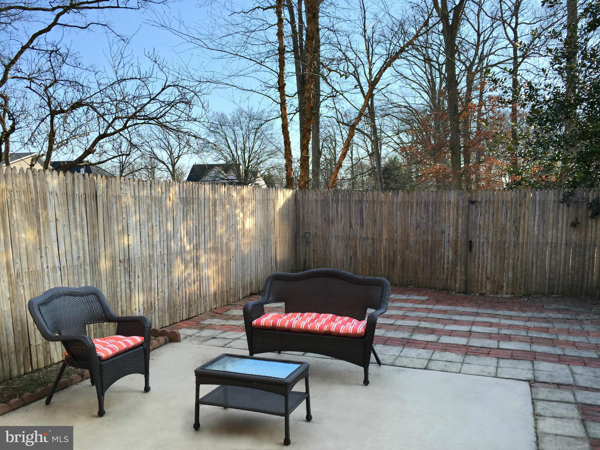 7019 Leestone Street Springfield, VA 22151 - Photo 28 of 30 Exterior (Rear)