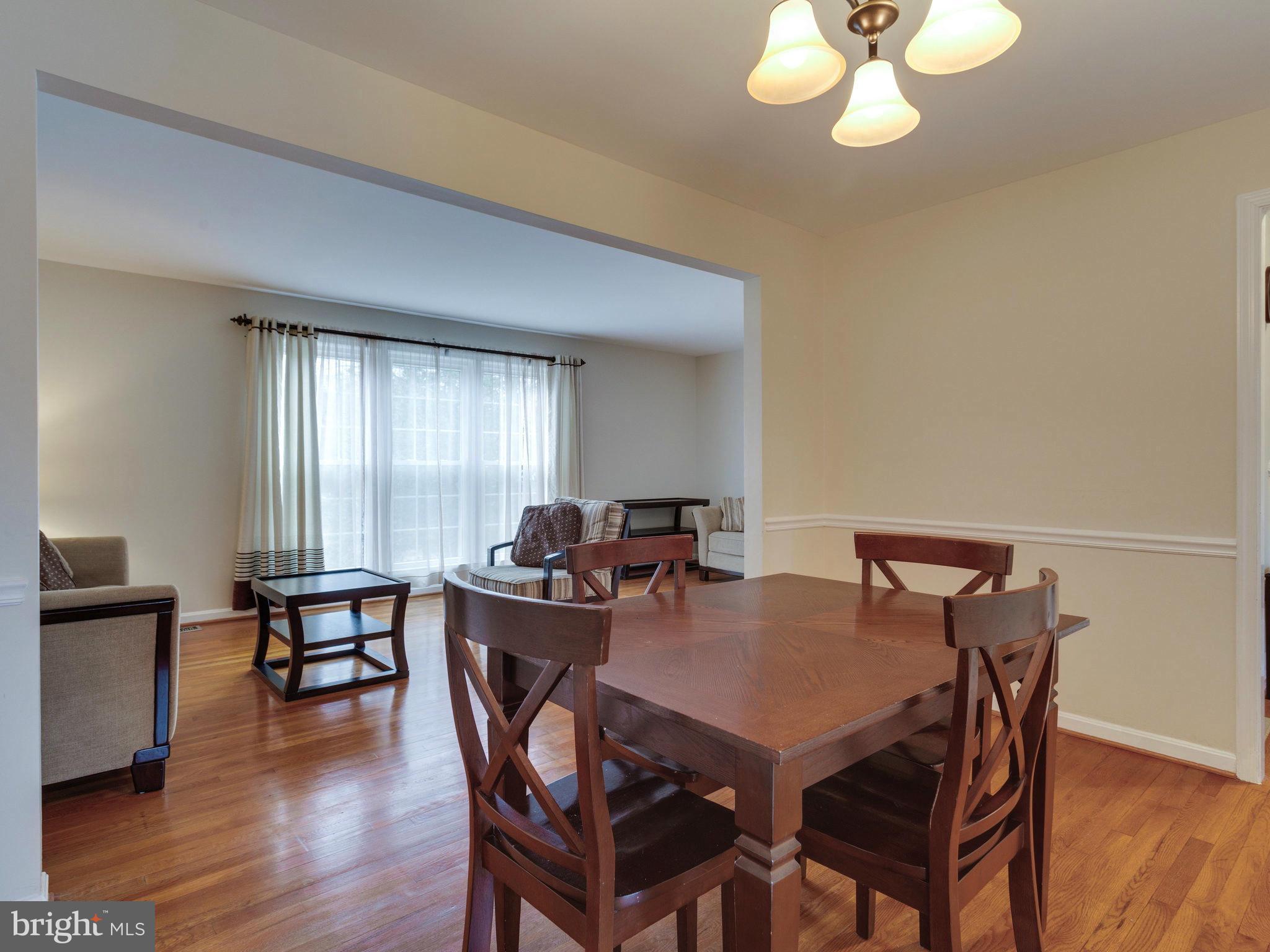 7019 Leestone Street Springfield, VA 22151 - Photo 7 of 30 Dining Room