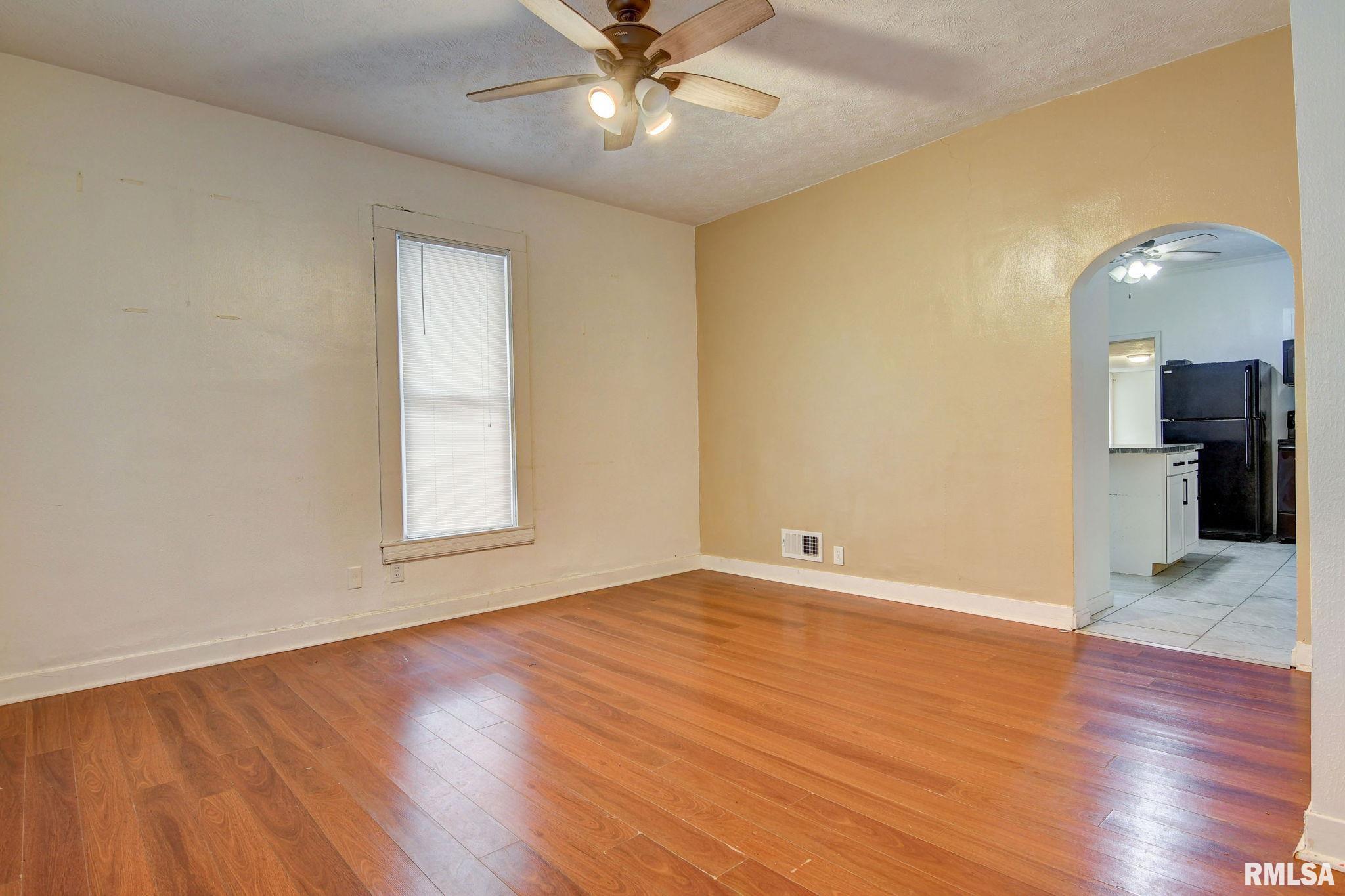 826 North Patton Avenue Springfield, IL 62702 - Photo 4 of 21
