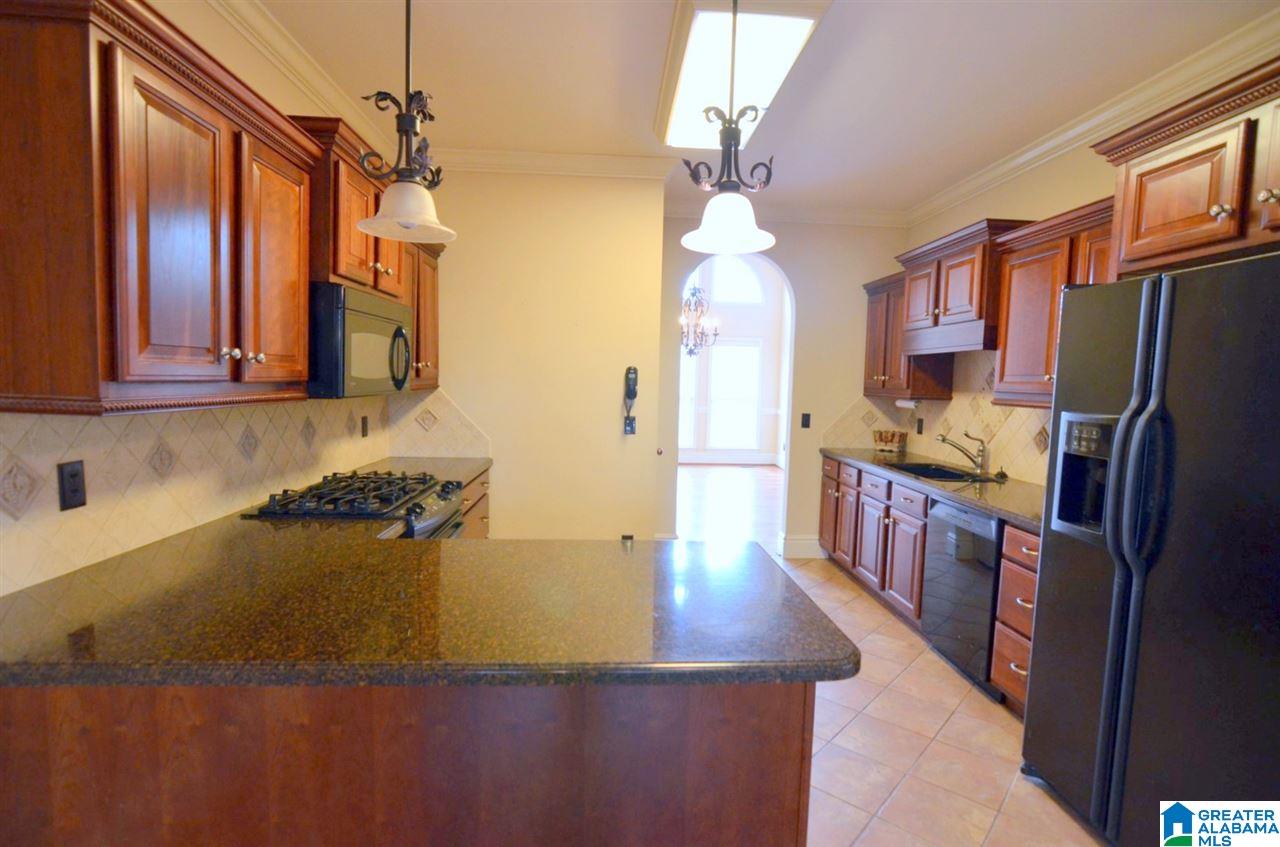 222 Timber Ridge Circle Alabaster, AL 35007 - Photo 11 of 40
