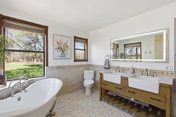 $1,500,000 | 18335 Farm To Market Road 86, Dale, TX 78616