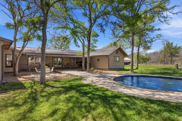 $1,500,000 | 18335 Farm To Market Road 86, Dale, TX 78616