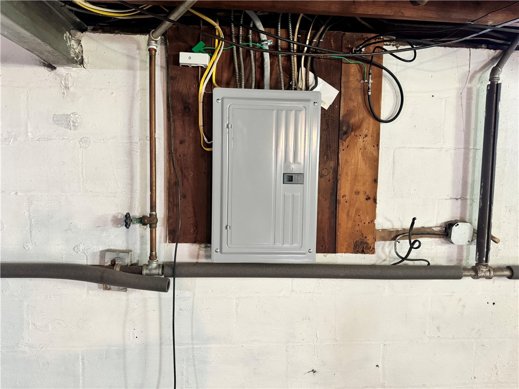 707 Webster Road Webster, NY 14580 - Photo 25 of 26