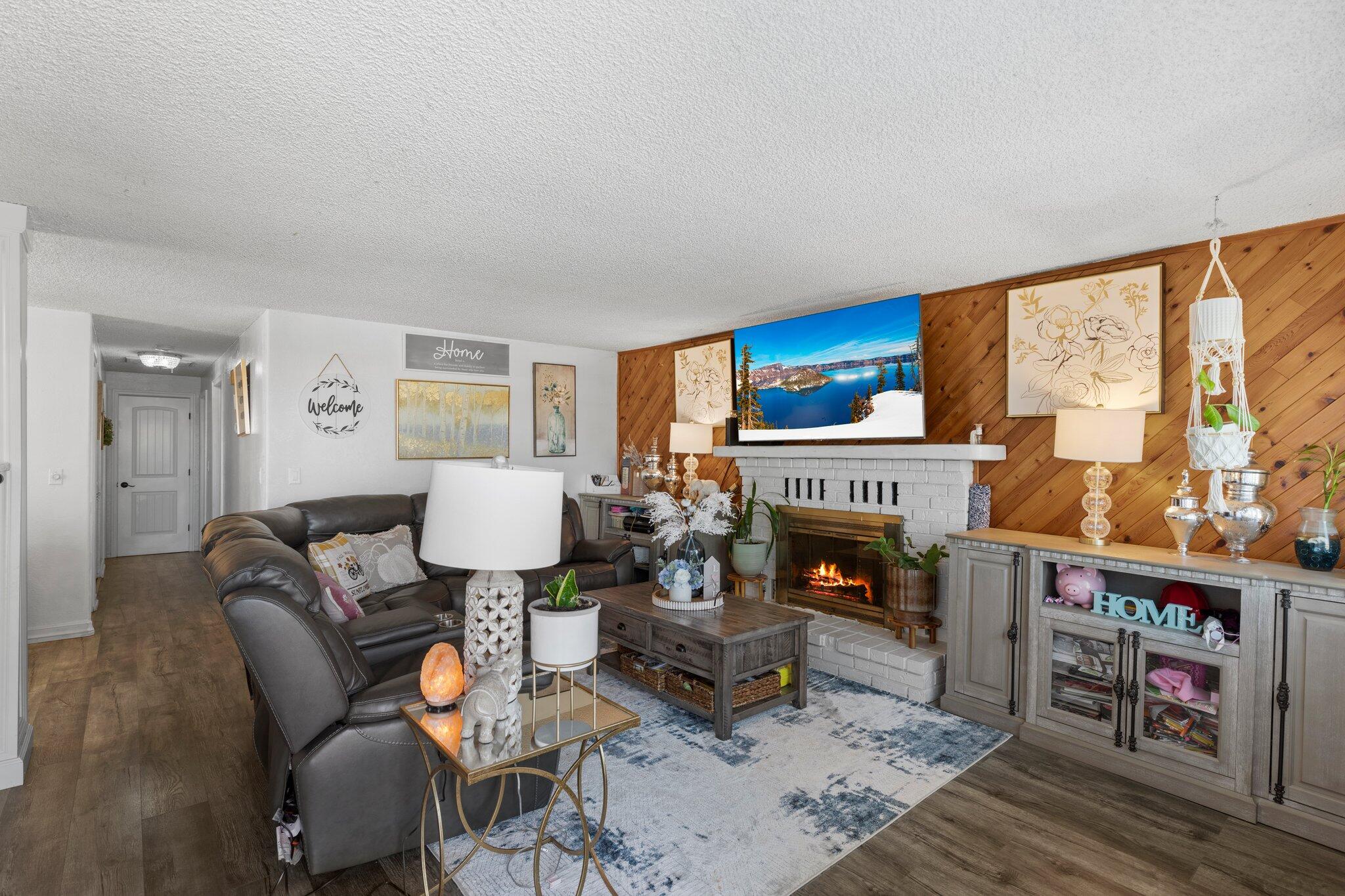 Inviting Living room