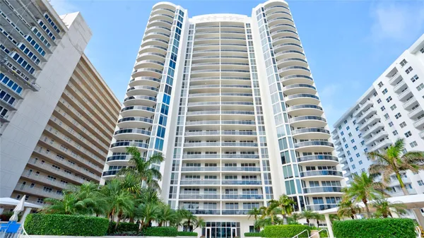 $6,500 | 4240 Galt Ocean Drive, Unit 1006, Fort Lauderdale, FL 33308