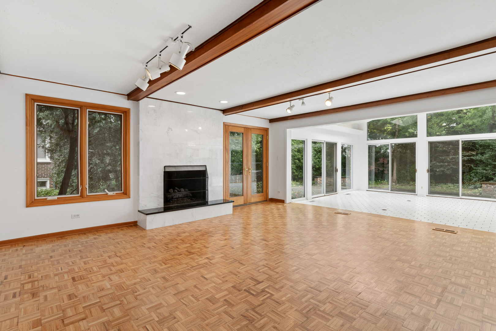 2415 Happy Hollow Road Glenview, IL 60026 - Photo 14 of 33 Gallery Image 14