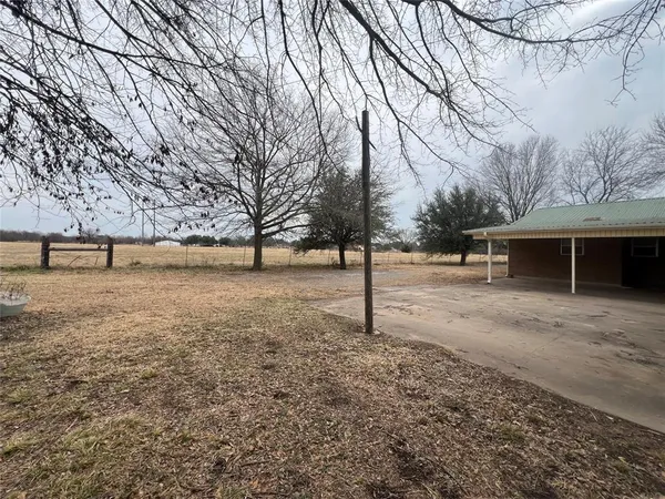 $699,900 | 1655 Farm To Market Road 120, Denison, TX 75021