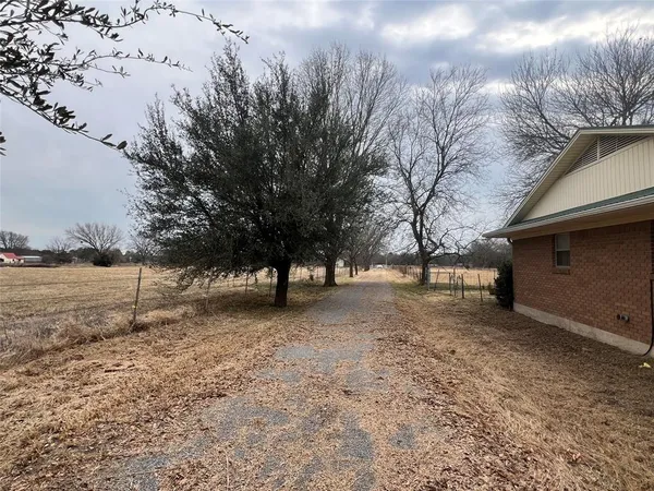 $699,900 | 1655 Farm To Market Road 120, Denison, TX 75021