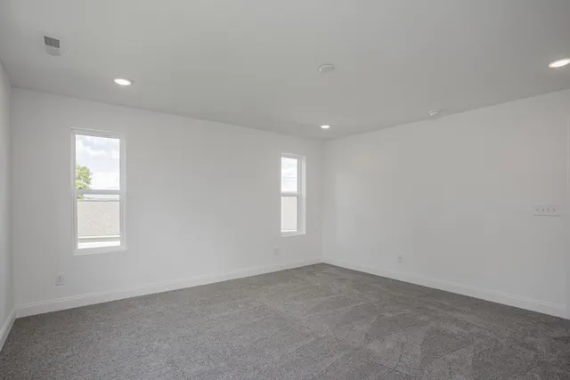 a picture of city view