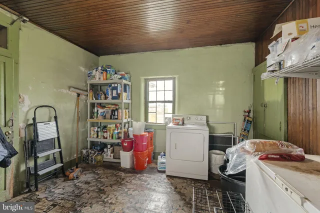 $1,000,000 | 490 Weidmansville Road, Ephrata, PA 17522