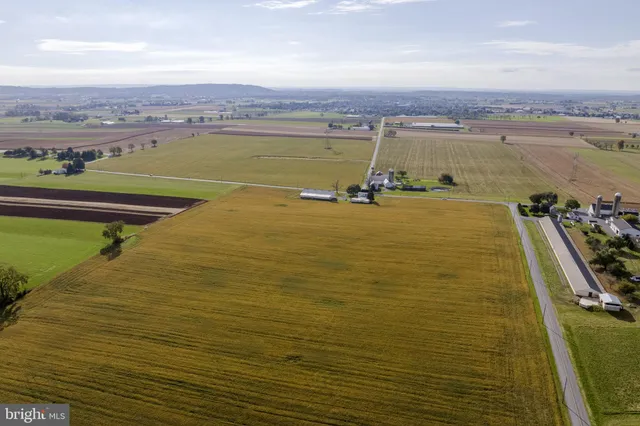 $1,000,000 | 490 Weidmansville Road, Ephrata, PA 17522