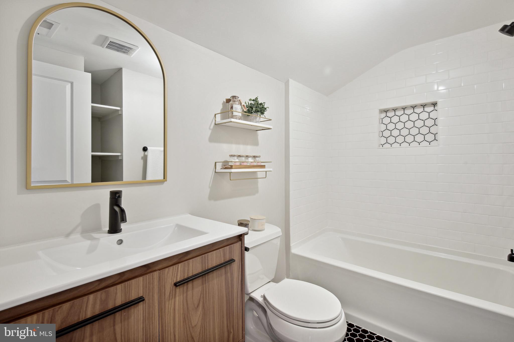 9920 Woodburn Road Silver Spring, MD 20901 - Photo 25 of 31