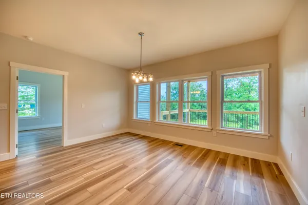 $498,000 | 760 Rockview Road, Jamestown, TN 38556