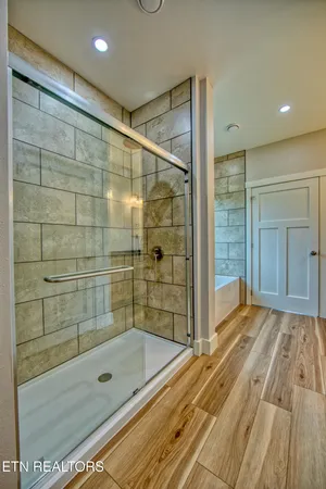 $498,000 | 760 Rockview Road, Jamestown, TN 38556