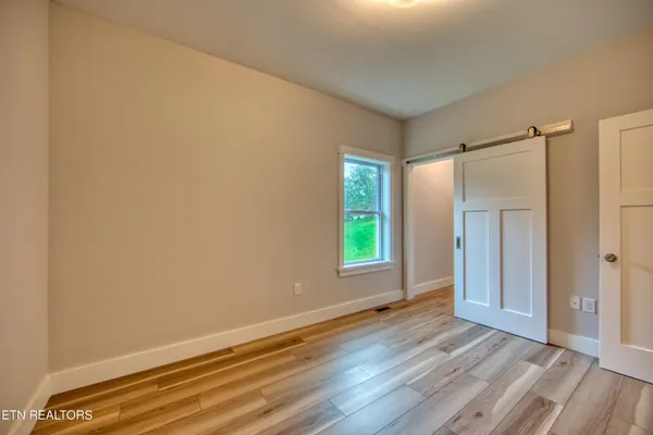 $498,000 | 760 Rockview Road, Jamestown, TN 38556