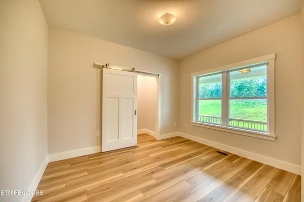 $498,000 | 760 Rockview Road, Jamestown, TN 38556