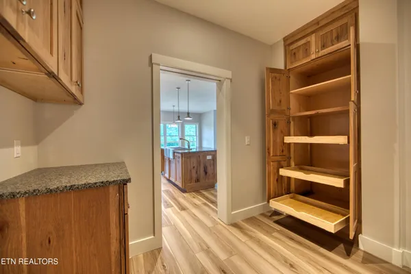 $498,000 | 760 Rockview Road, Jamestown, TN 38556