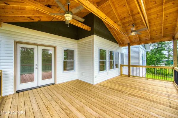 $498,000 | 760 Rockview Road, Jamestown, TN 38556