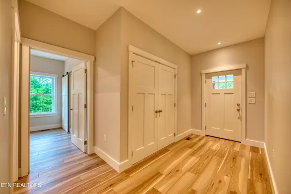 $498,000 | 760 Rockview Road, Jamestown, TN 38556