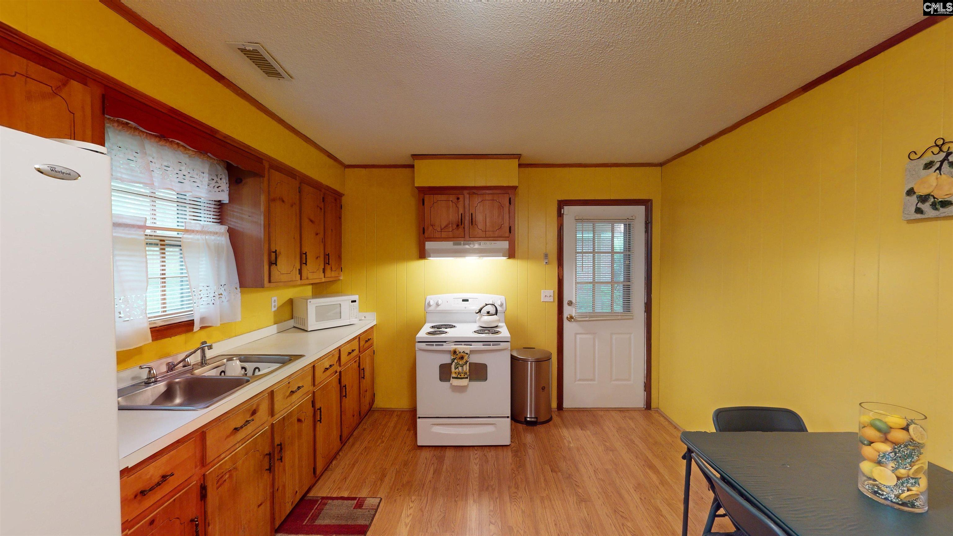633 Sykes Street Manning, SC 29102 - Photo 4 of 13