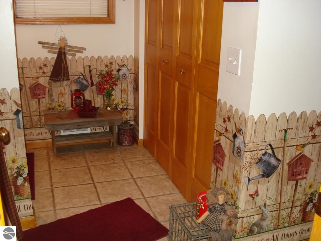 8441 Clarabella Road Clare, MI 48617 - Photo 19 of 38 1794617-18.JPG