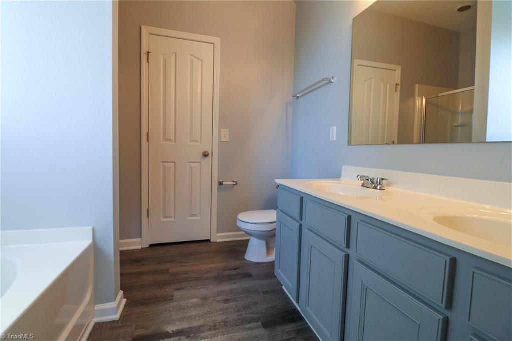 854 Hedgepath Terrace High Point, NC 27265 - Photo 21 of 34