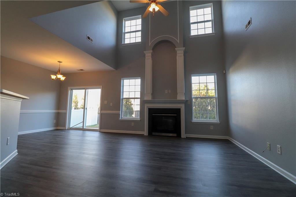 854 Hedgepath Terrace High Point, NC 27265 - Photo 4 of 34