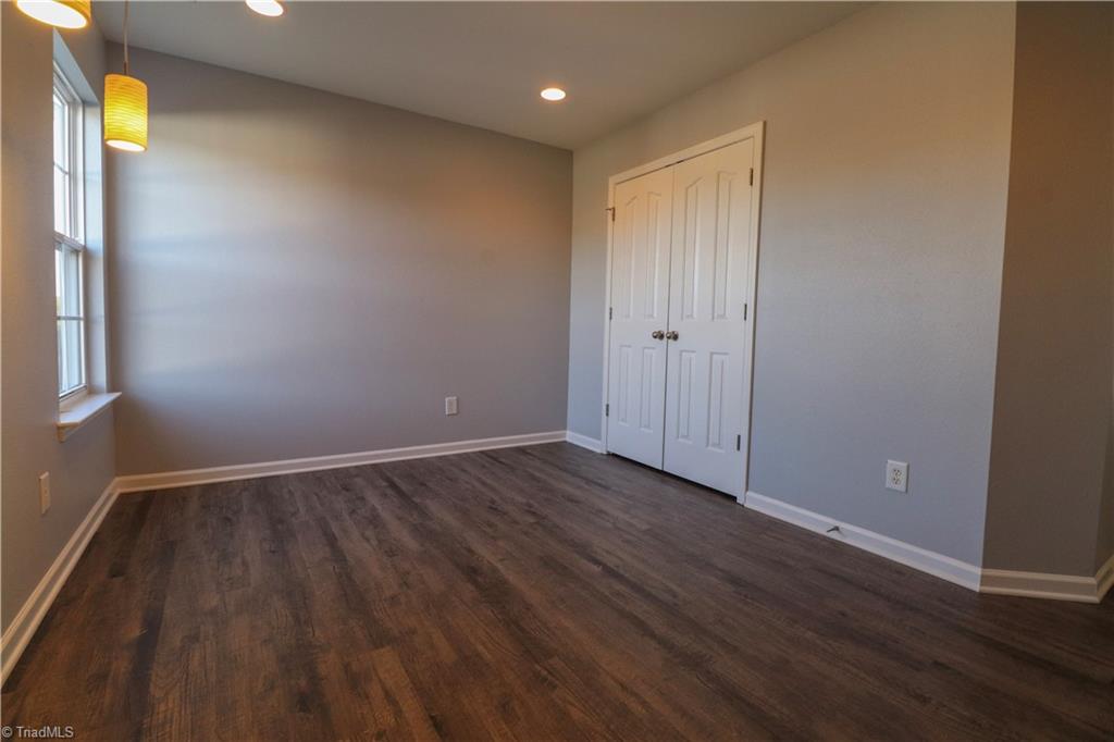 854 Hedgepath Terrace High Point, NC 27265 - Photo 33 of 34