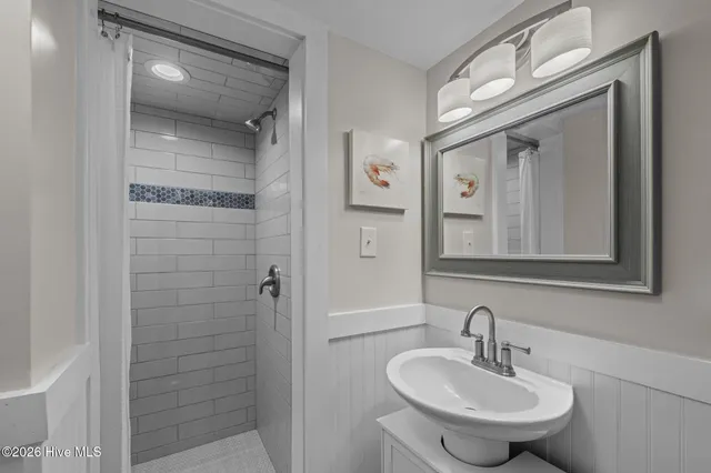 $1,790,000 | 2307 Ocean Drive, Emerald Isle, NC 28594