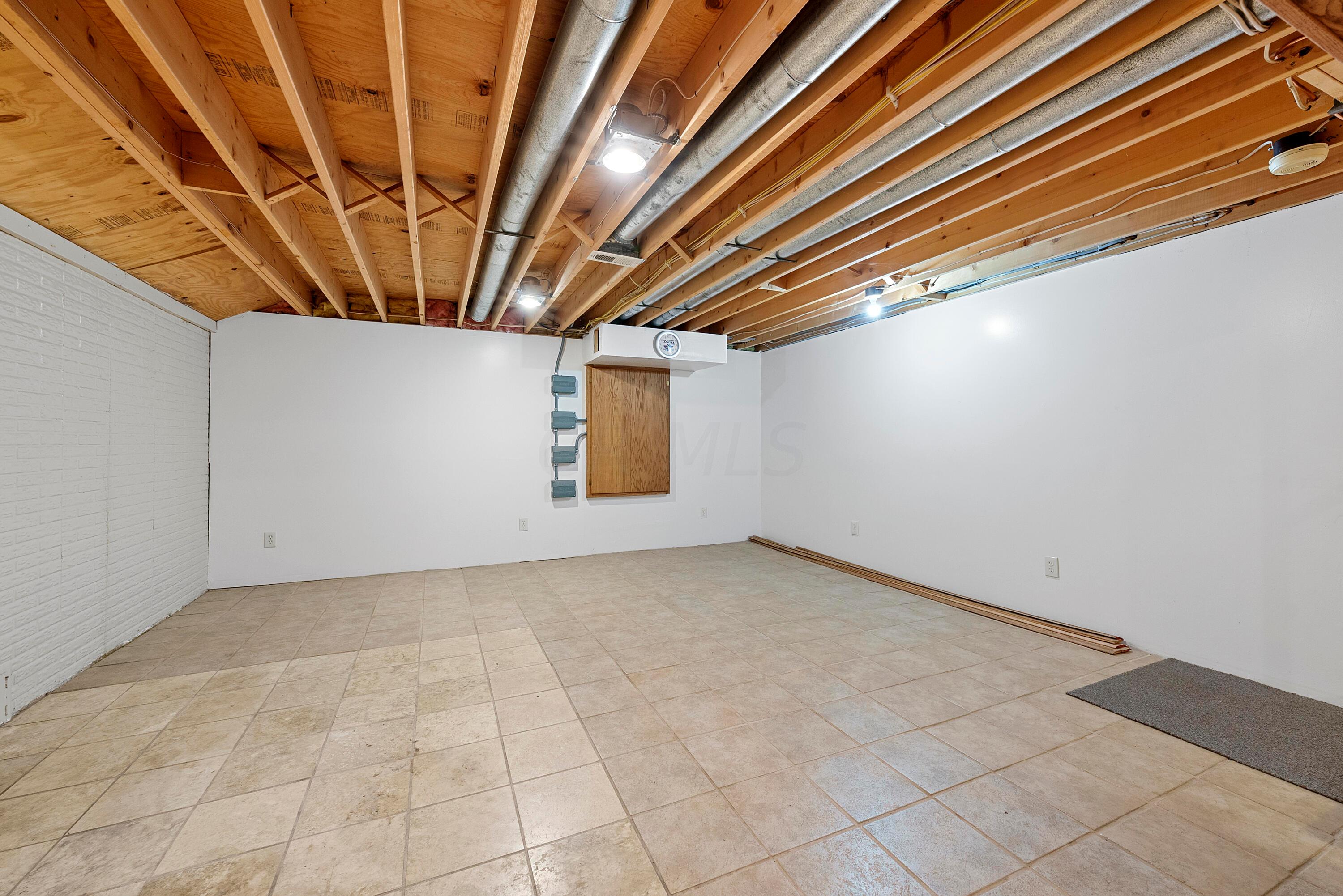 12787 Robins Road Westerville, OH 43082 - Photo 44 of 60 DSC02933