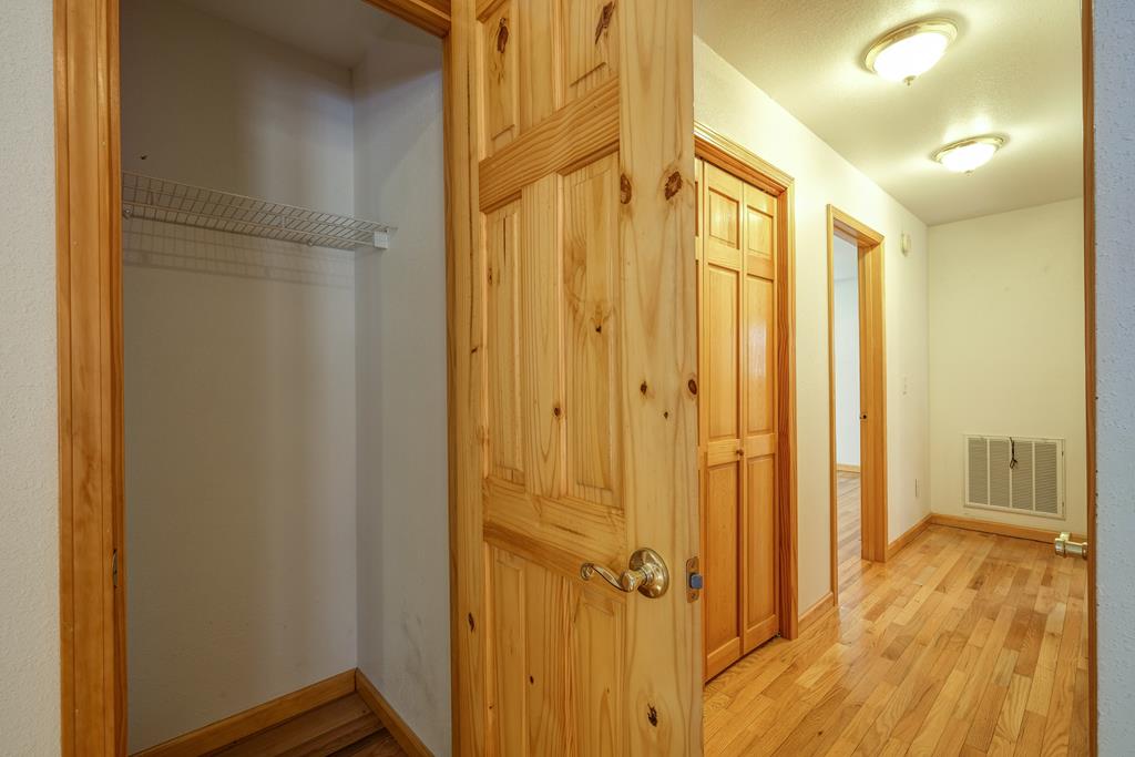 60 Tuttle Lane Murphy, NC 28906 - Photo 11 of 24 Gallery Image 11