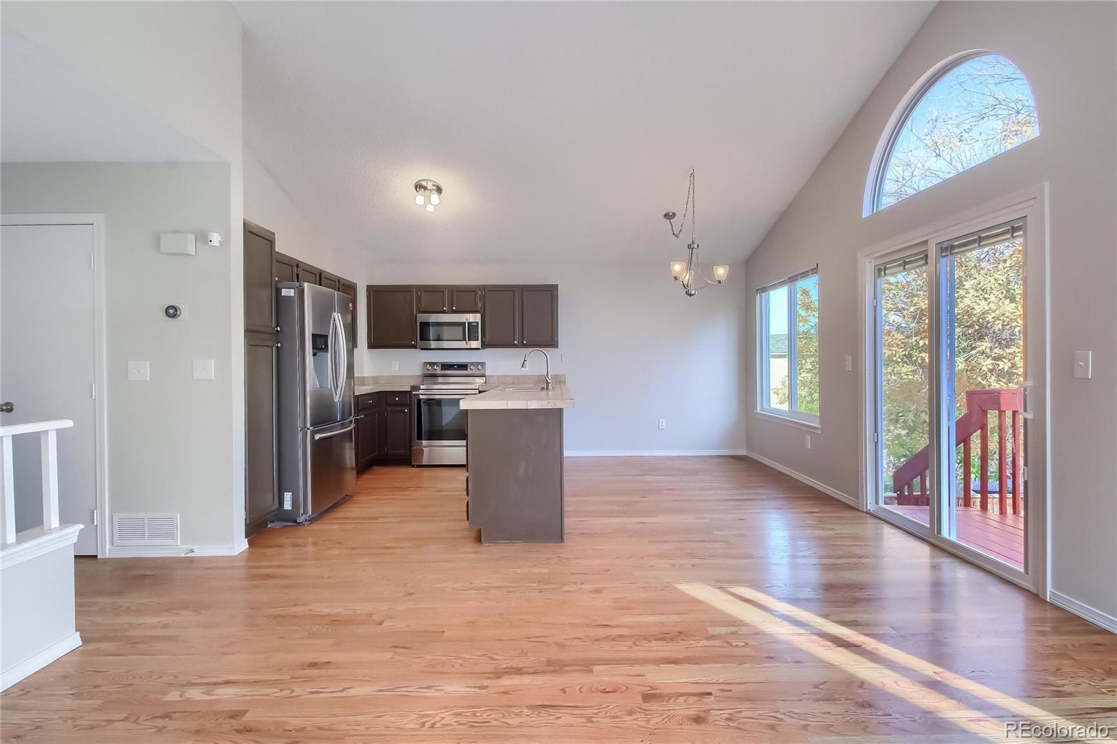 8968 Bermuda Run Circle Highlands Ranch, CO 80130 - Photo 7 of 40 Gallery Image 7