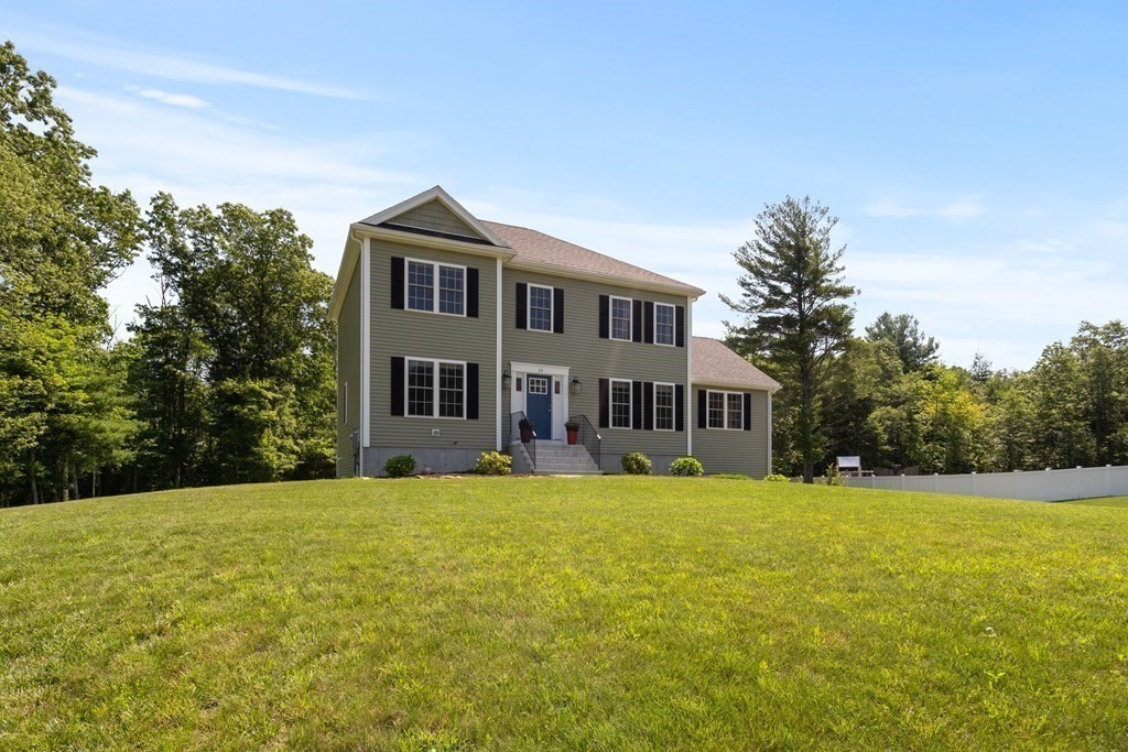 25 Turner Farm Road Uxbridge, MA 01569 - Photo 2 of 31 Gallery Image 2