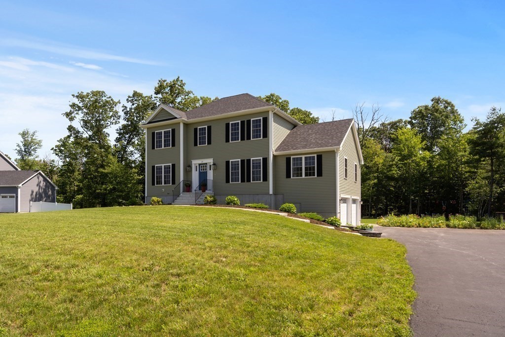 25 Turner Farm Road Uxbridge, MA 01569 - Photo 3 of 31 Gallery Image 3