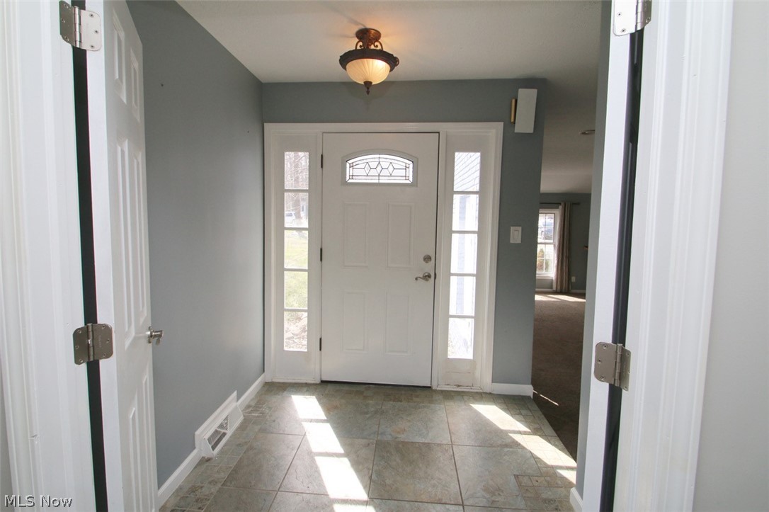 14766 Boston Road Strongsville, OH 44136 - Photo 2 of 43 Gallery Image 2